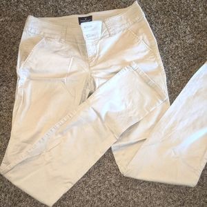 Skinny Khakis | American Eagle Outfitters